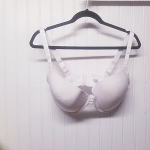 Women's Size 40DD White Bra